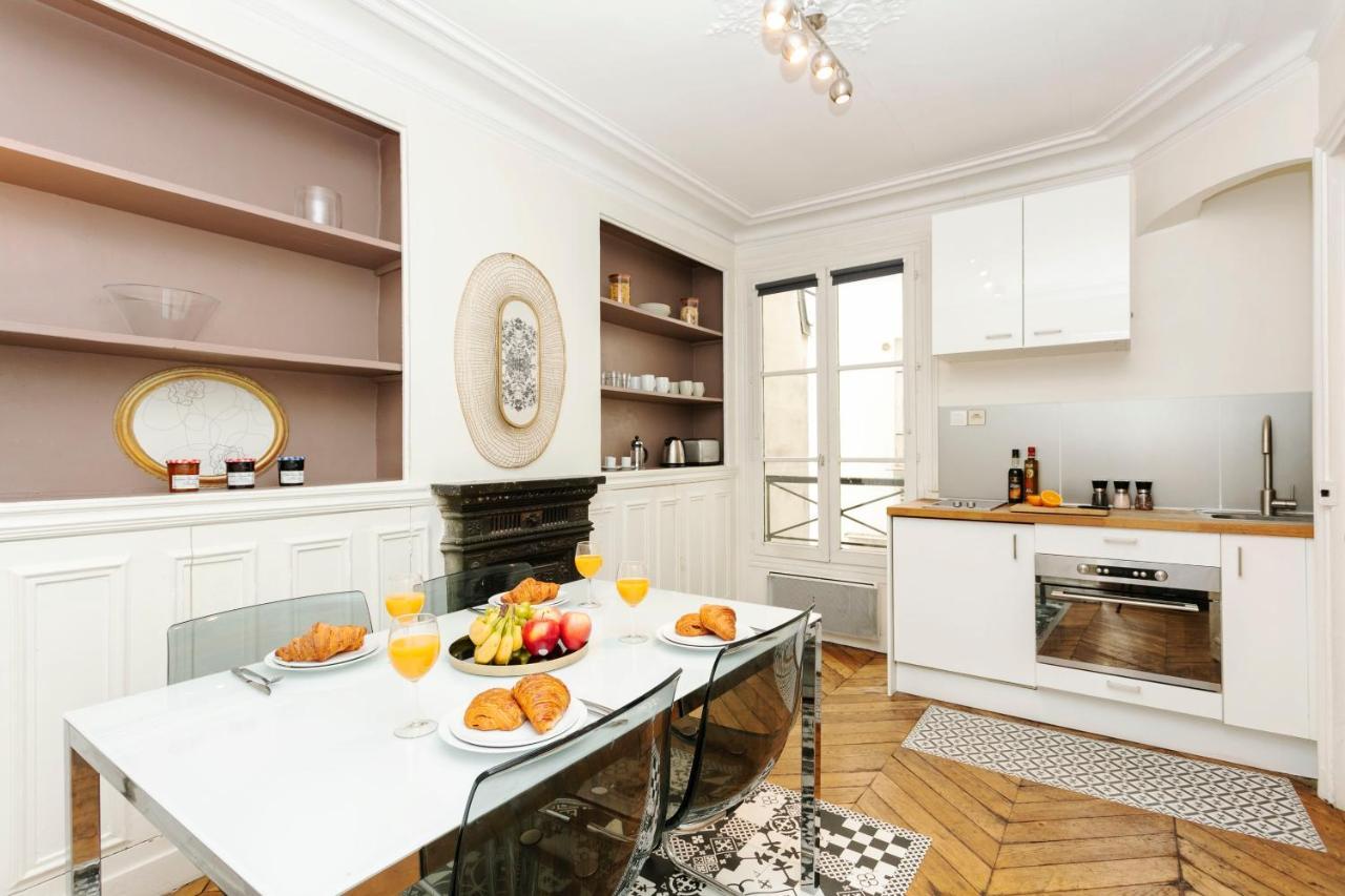 Latin Quarter With Balcony - Cityapartmentstay París Exterior foto
